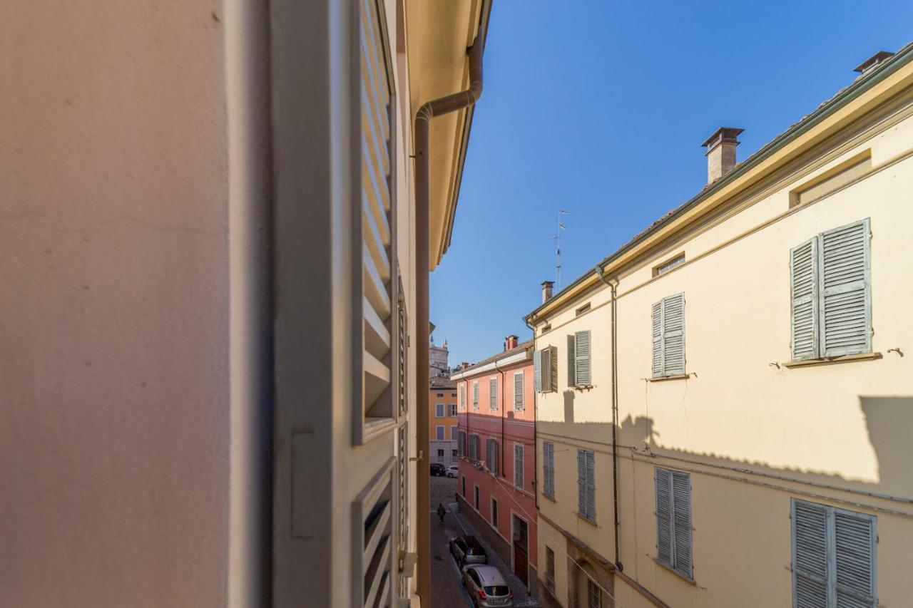 Parrot House - Casa In Centro A Parma Διαμέρισμα Εξωτερικό φωτογραφία