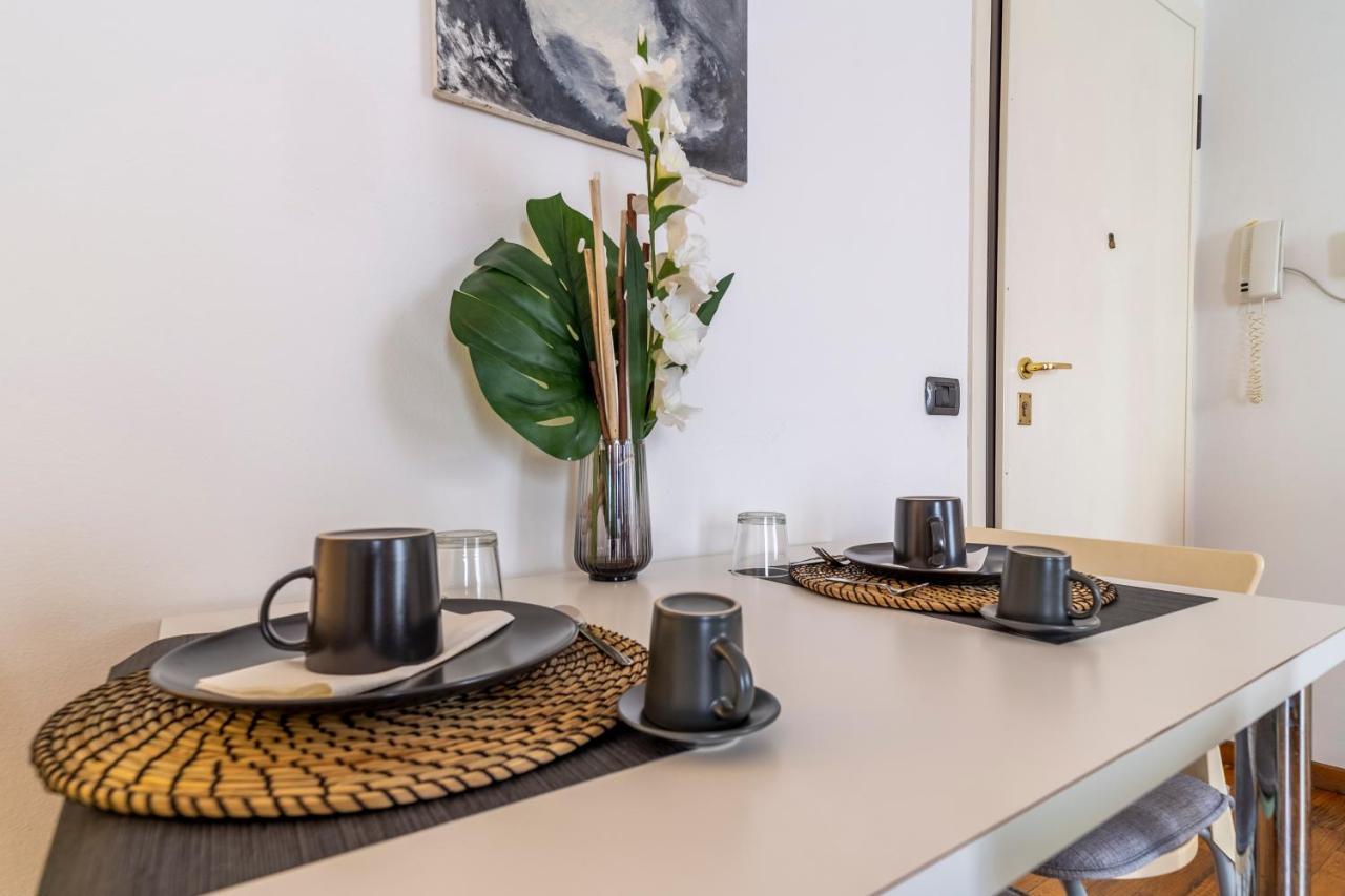 Parrot House - Casa In Centro A Parma Διαμέρισμα Εξωτερικό φωτογραφία